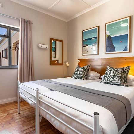 Tidal Pool Apartments - Camps Bay Cape Town Exterior photo