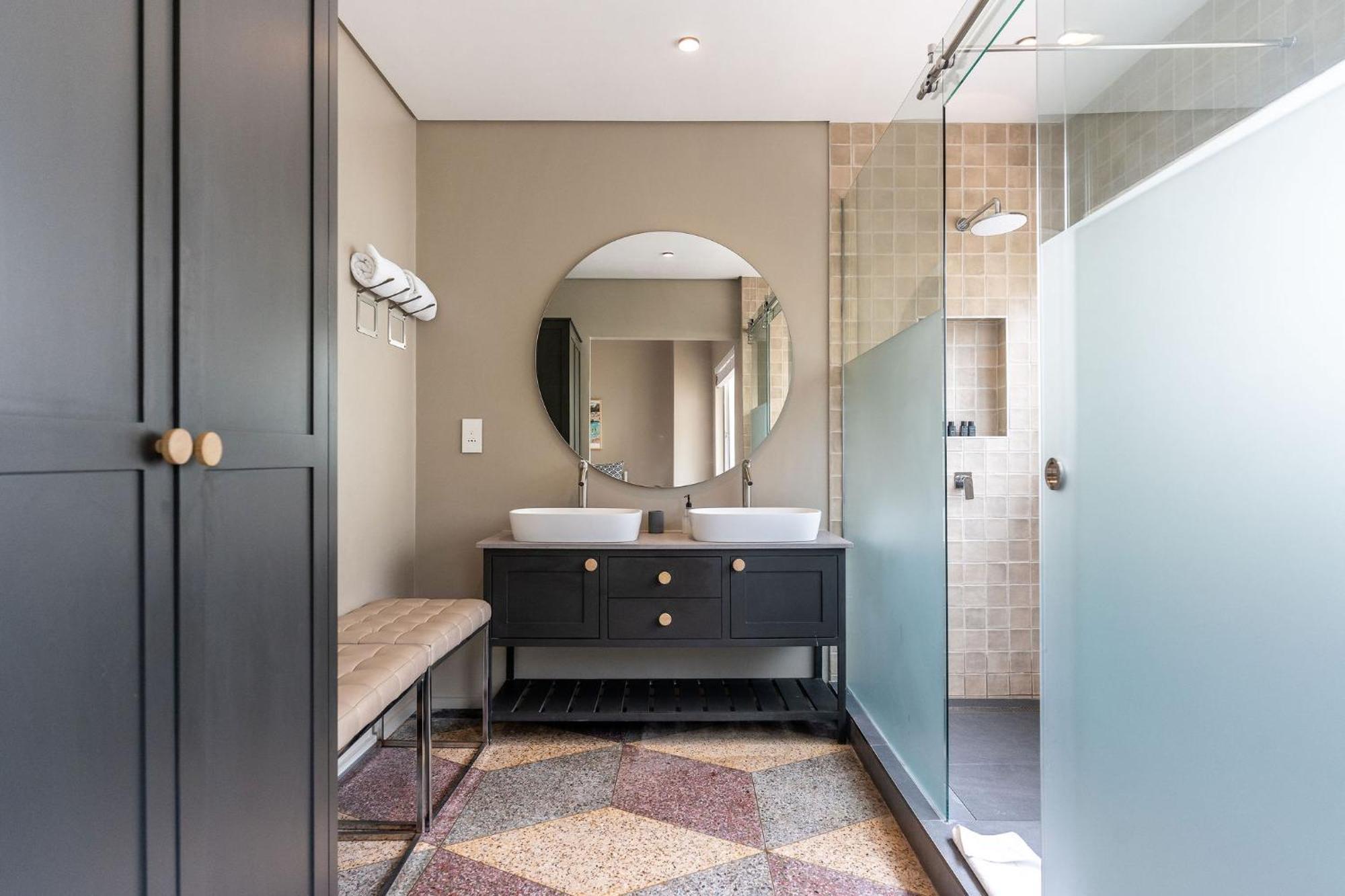Tidal Pool Apartments - Camps Bay Cape Town Exterior photo
