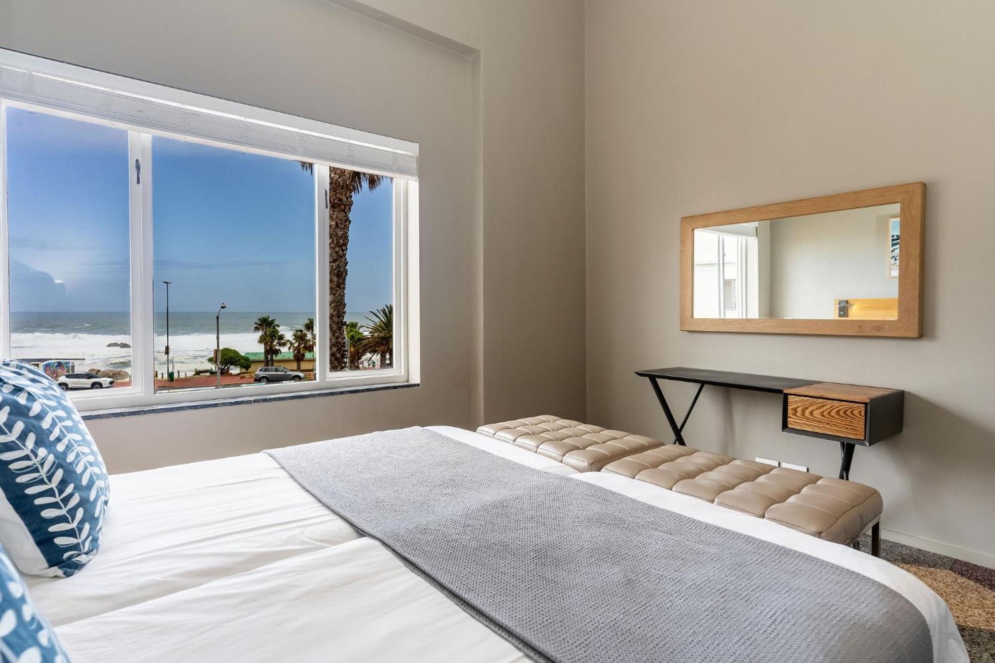 Tidal Pool Apartments - Camps Bay Cape Town Exterior photo