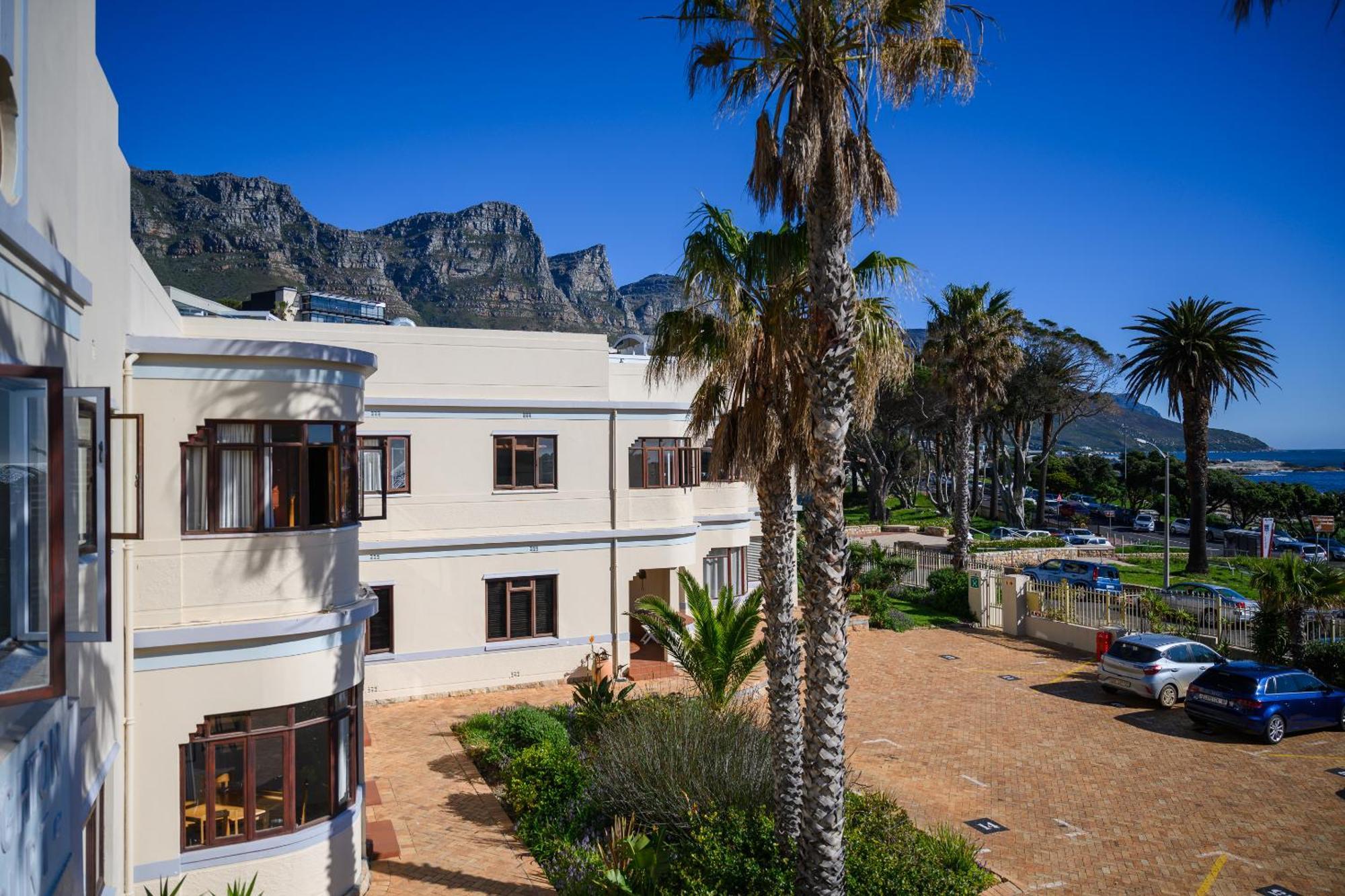 Tidal Pool Apartments - Camps Bay Cape Town Exterior photo